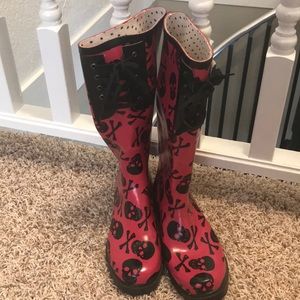 Betsey Johnson brand new rain boots